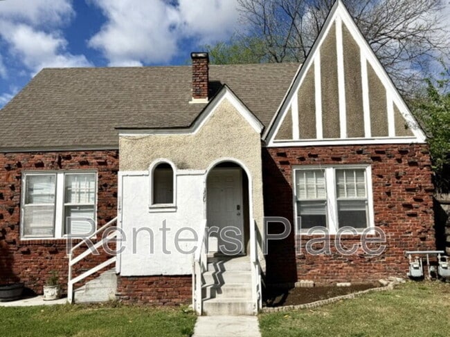 Building Photo - 120 N Birmingham Pl