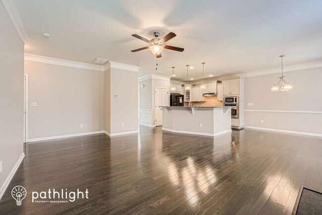 Photo - 2218 Knocktree Dr