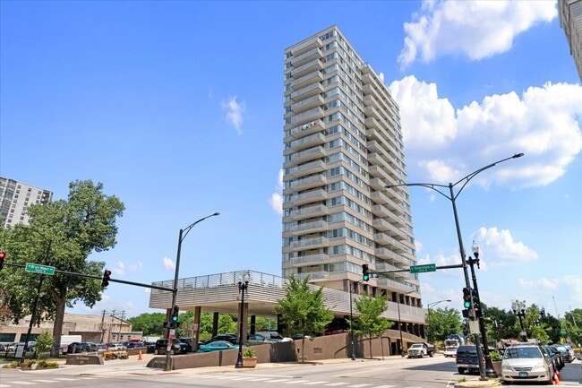 Photo - 5601 N Sheridan Rd Unidad 20D Rental