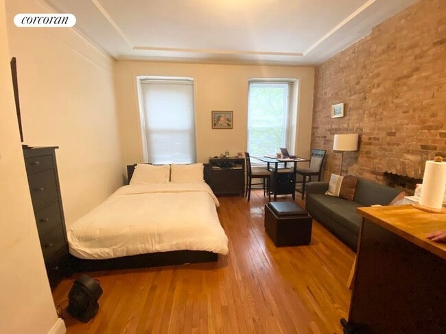Building Photo - 222 E 50th St Rental