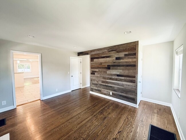Photo - Fully Renovated 3-Bedroom 3-Bathroom Gem in Cincinnati!