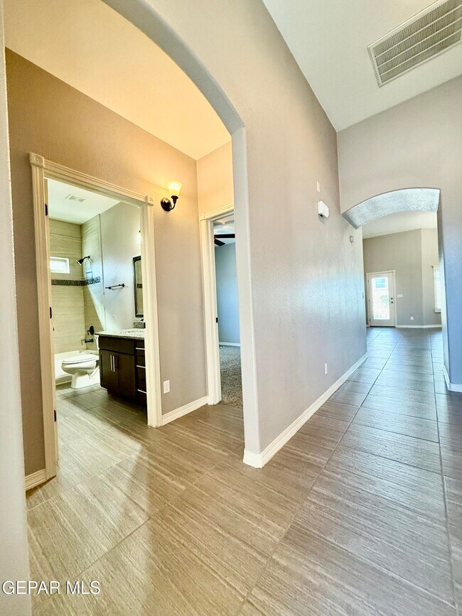 Photo - 13161 Mystic Path