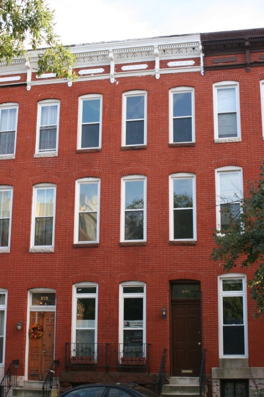 Building Photo - 843 Hollins St Rental
