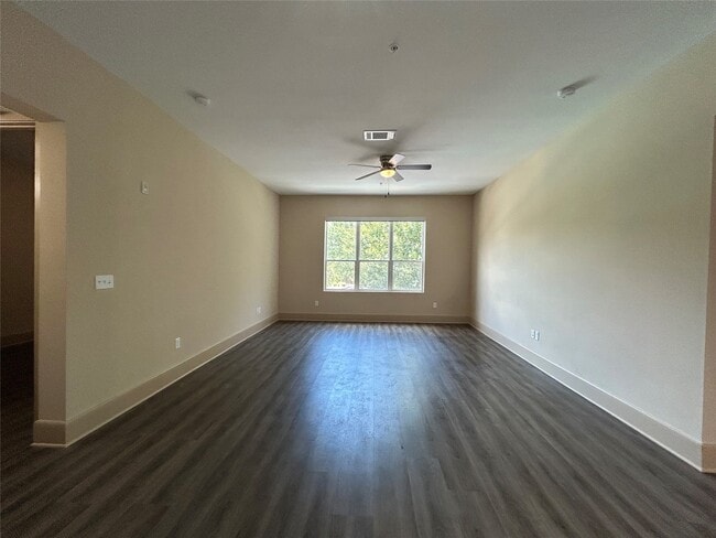 Photo - 230 T C Jester Blvd Unidad AA.192