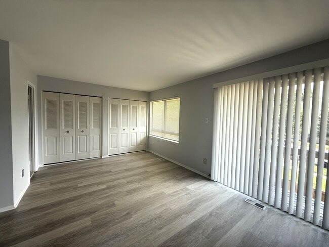 Building Photo - 18451 Stone Hollow Dr Rental