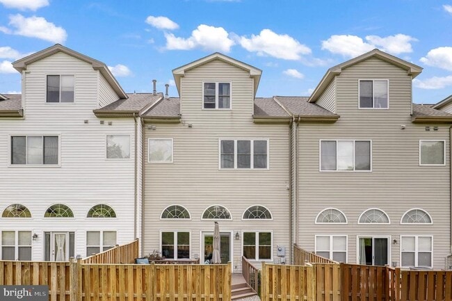 Building Photo - 5316 Waldo Dr