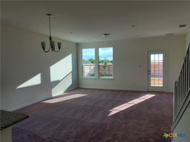 Photo - 4005 Woodside Dr