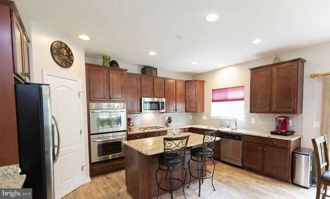 Photo - 6906 Lenape Ct