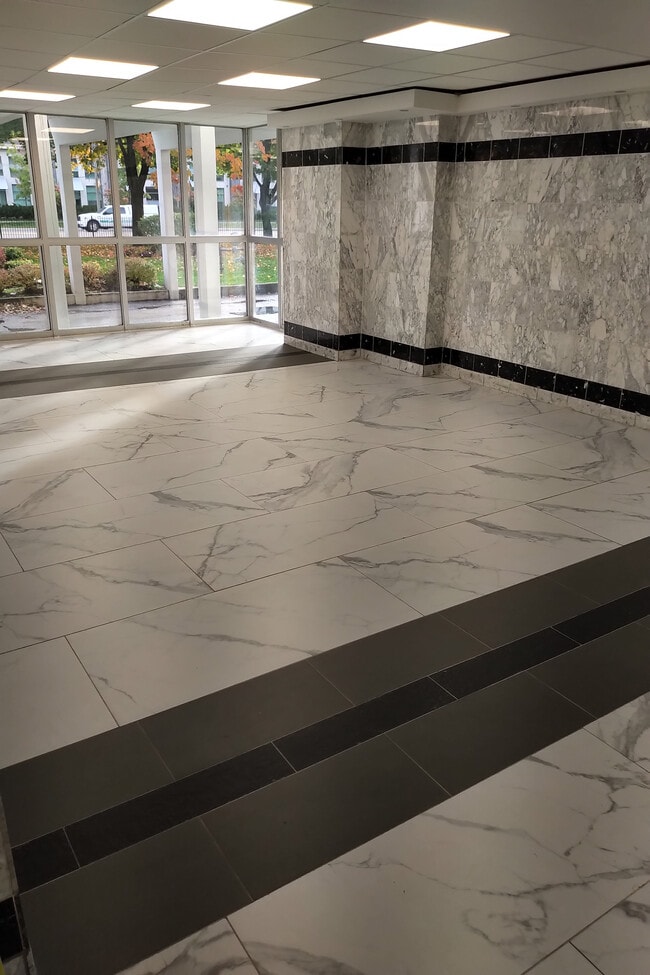 Photo - Rosslyn Residence