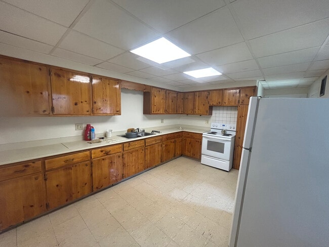 Photo - 122 Marlboro St Unidad 1B