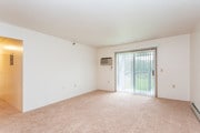 2 BR, 1 BA - 960 SF