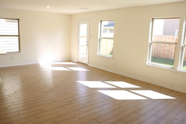 Photo - 19439 Archer Glen Dr