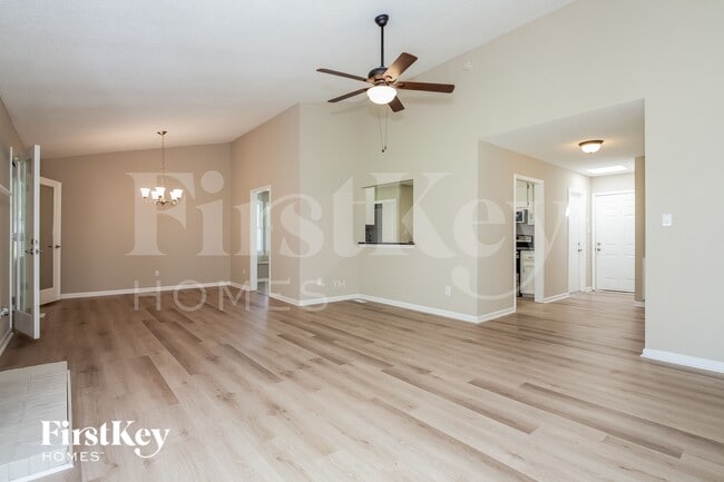 Photo - 2438 Amity Ave