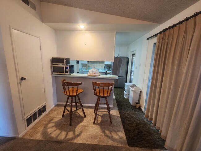 Photo - 4720 Asteria St