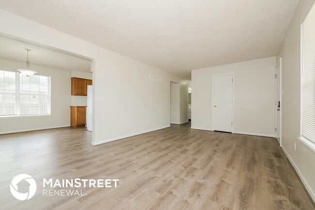 Photo - 407 Willow St