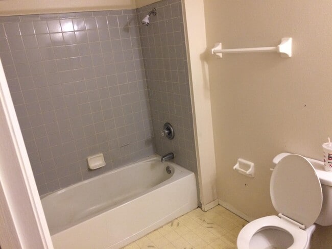 Photo - 696 Kilgore St