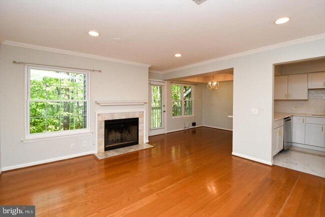 Building Photo - 10715 Hampton Mill Terrace Unit 210