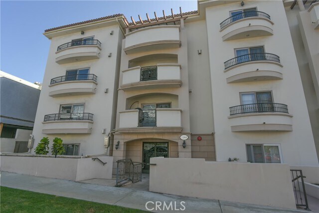 Photo - 11848 Kiowa Ave Unit 106