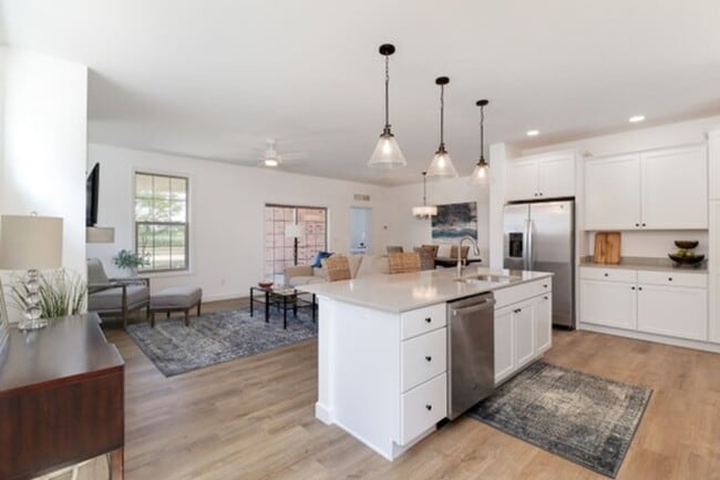 Photo - See & Sign in 48 Hours: Get a $200 Move-In...