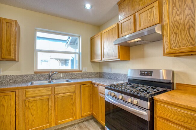 Photo - 8321 SW Durham Rd