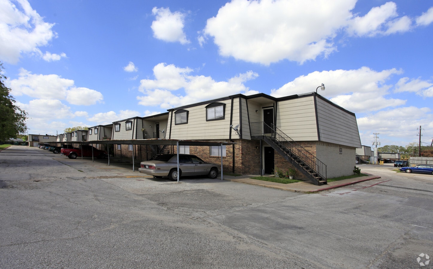 Courtyard Apartments - Courtyard Apartments
