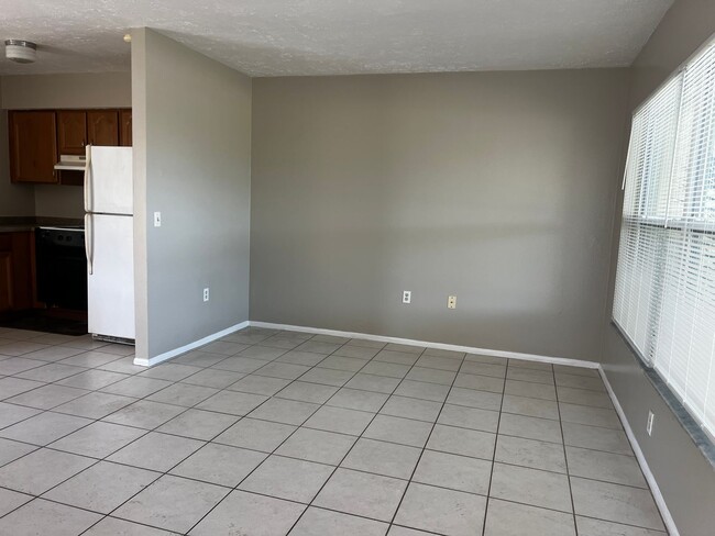 Photo - 2BD/1BA/Single carport - Venice