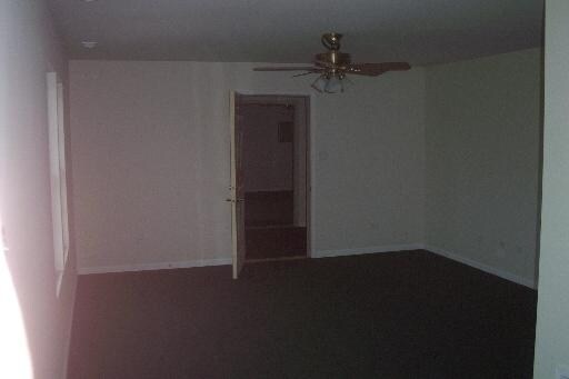 Building Photo - 101 E Bannon St