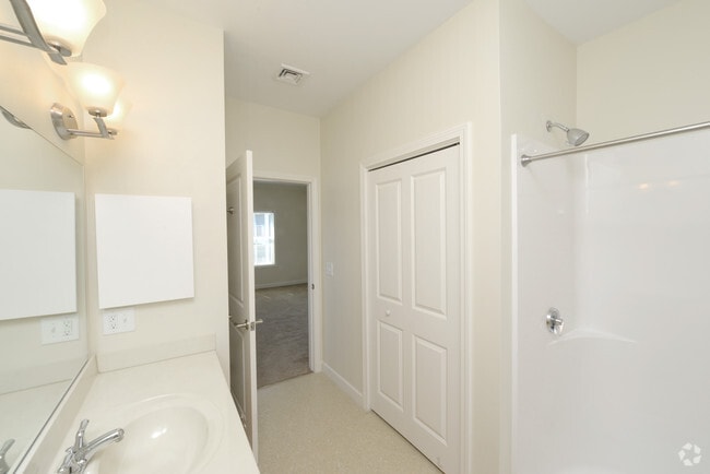 Modern & Bright Bathrooms