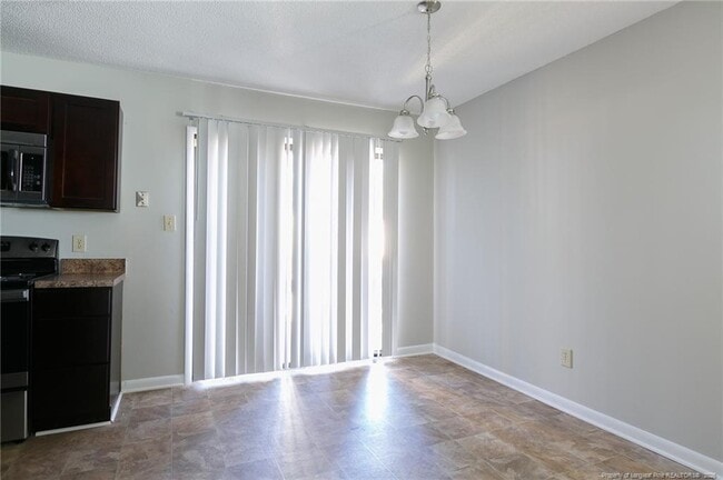 Photo - 613 Mosswood Ln