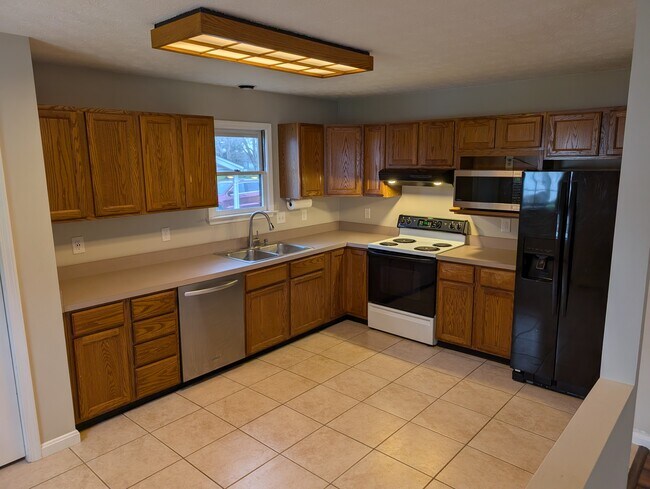 Photo - 3980 Apache Trl