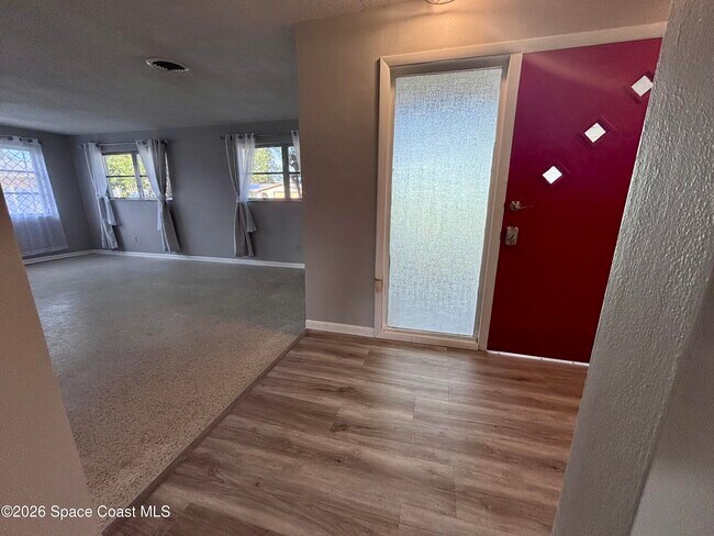2201 Parsons Ave