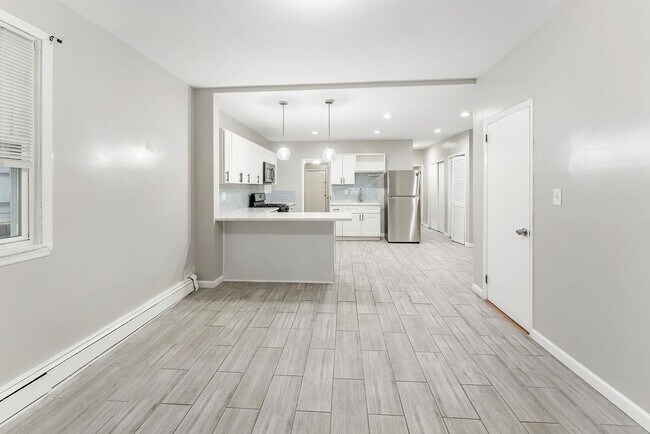 Photo - 11 Holmes Ave Unit 1