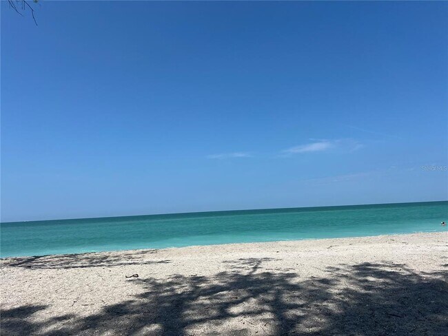 Photo - 8057 Shr Lk Dr