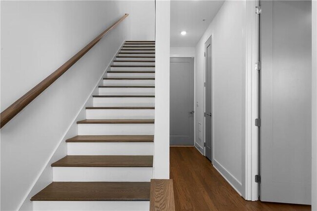 Photo - 2347 Hosea L Williams Dr SE Unit 14