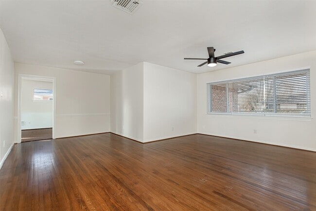 Photo - 6908 Wake Forrest Dr