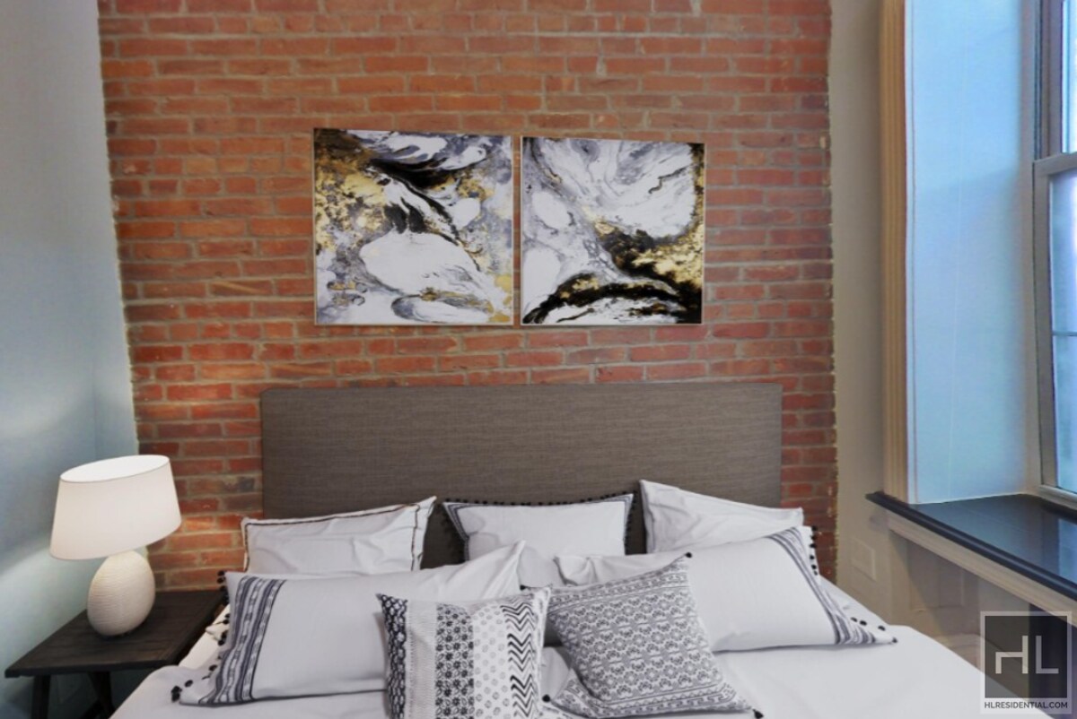 Photo - W 21ST ST. Unit 6