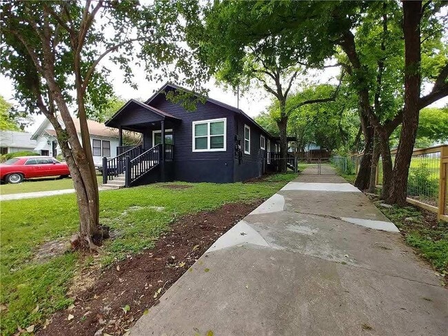 Photo - 1705 Singleton Ave