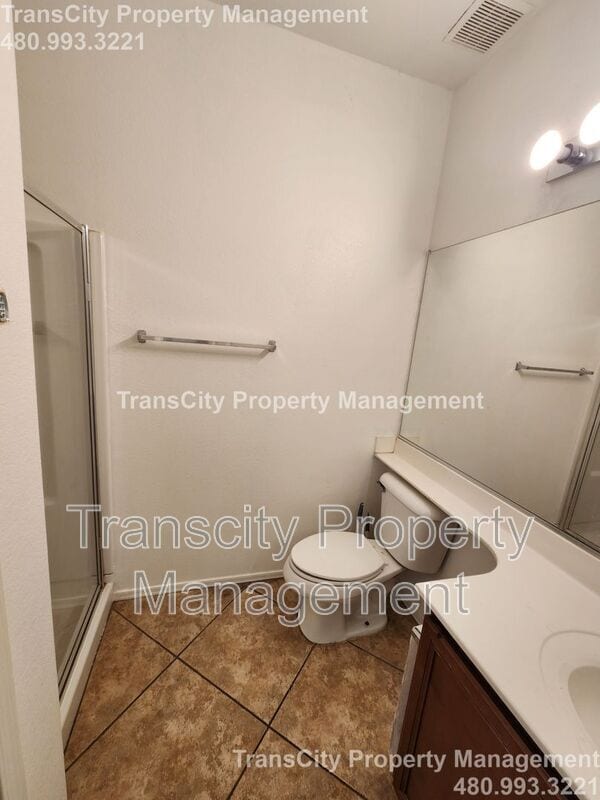 Photo - 2845 S Granite St