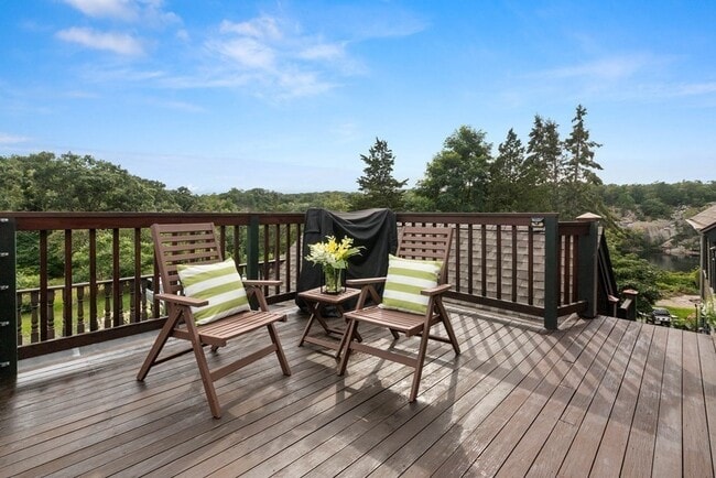 Photo - 46 Granite St Unit D-Winter