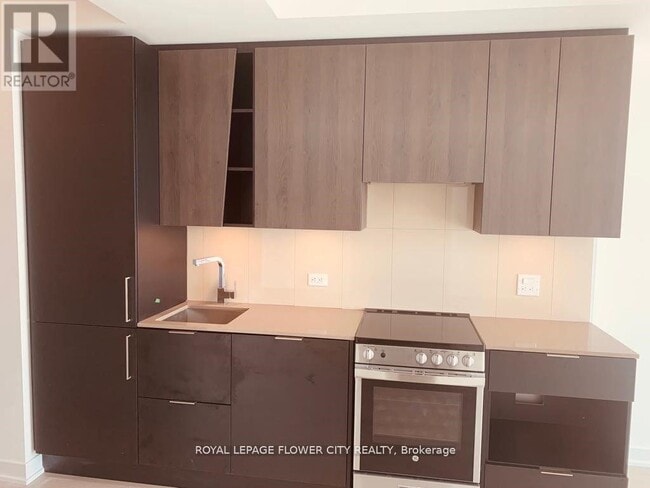 Photo - 3900 Confederation Pkwy Unit 3408