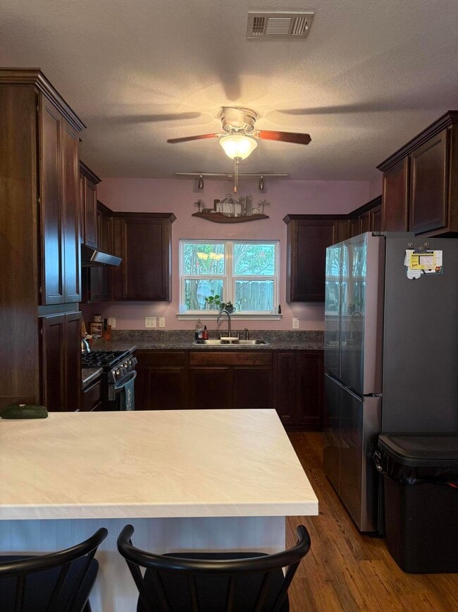 Photo - 238 Cottage View Dr