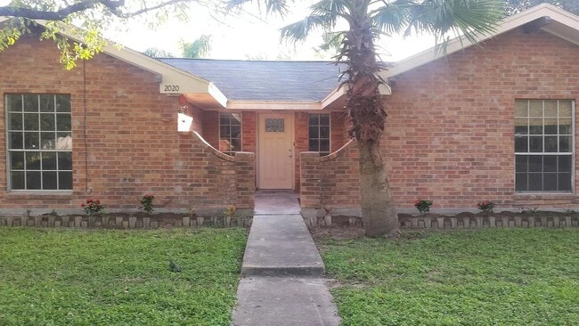 Building Photo - 2020 Mary Ave