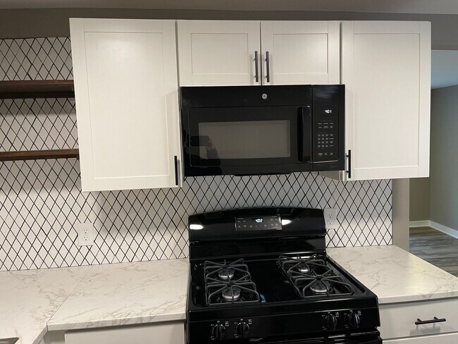 Photo - Merchants Lofts V Upgraded 1 Bedroom Unit 7