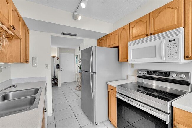 Photo - 525 N Ocean Blvd Unit 1415