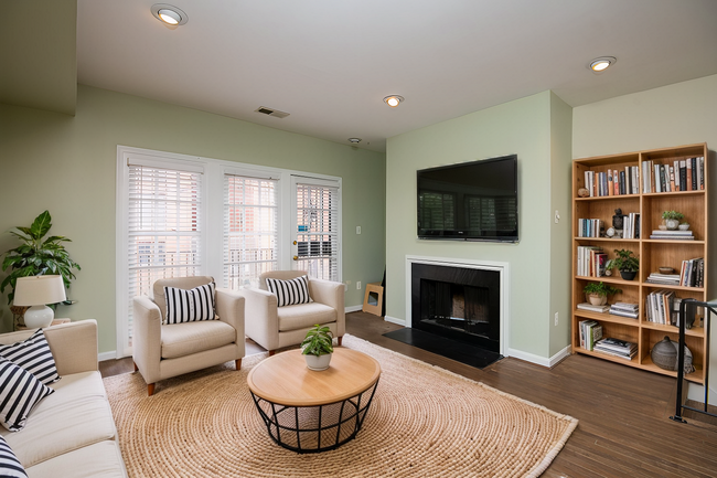 Beautiful Dupont Circle condo 2 Bed / 1.5 ... - Beautiful Dupont Circle condo 2 Bed / 1.5 ... Unit C