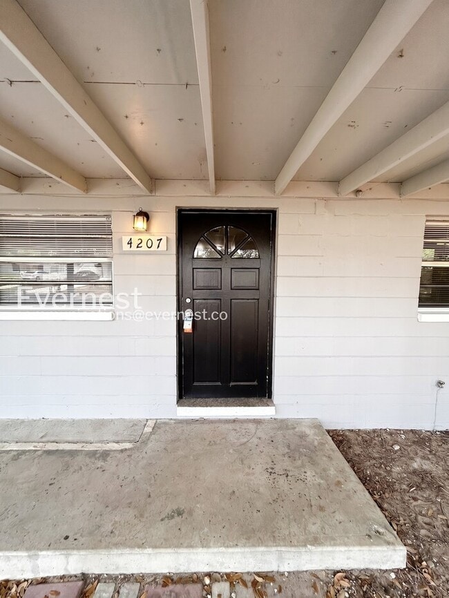 Photo - 4207 E Sandalwood Cir S