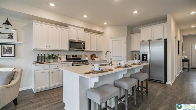 Photo - 1103 Meadowlark Dr