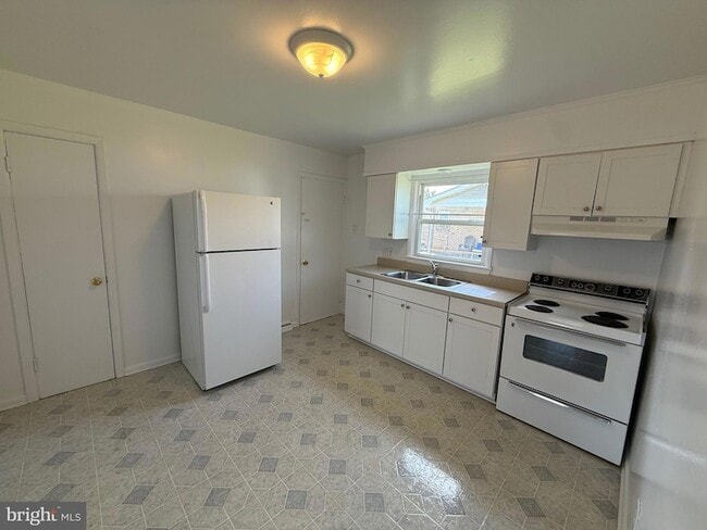 Photo - 103 Taft Ave