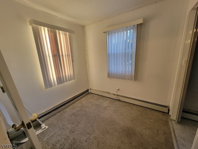 Photo - 5 Madison Ave