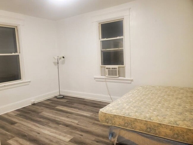 Photo - 2368 Chickasaw St